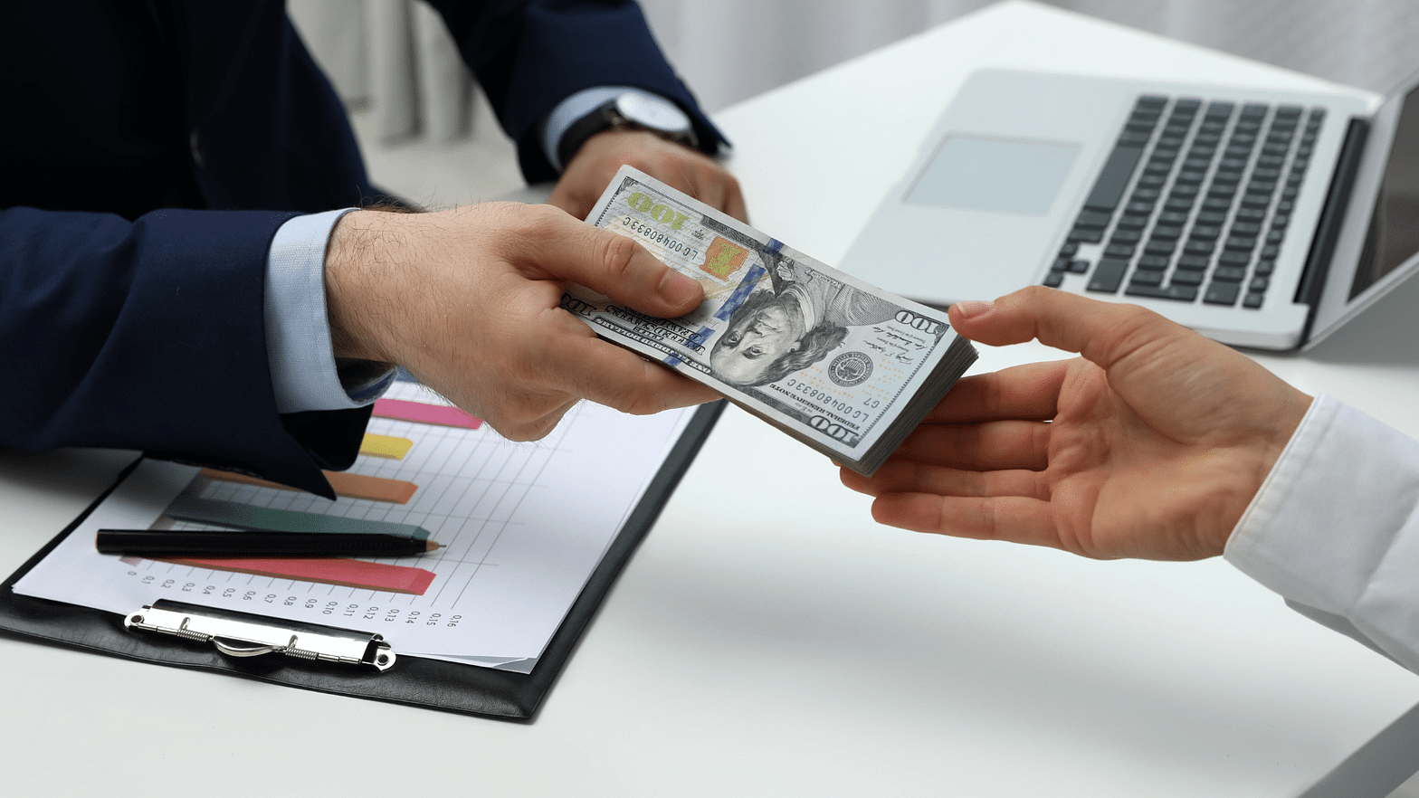 Comment et quand renégocier son taux immobilier ? Guide Complet
