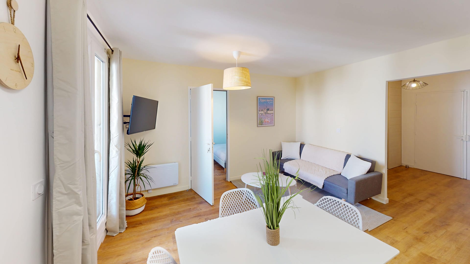 Salle à manger rénovée — Bena