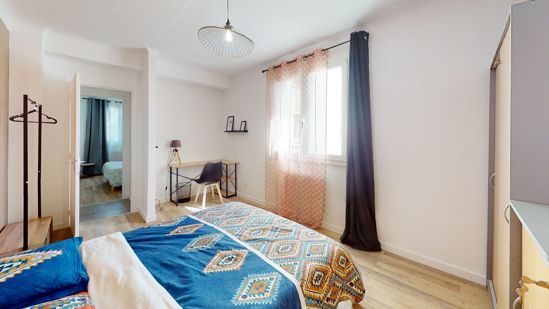 Intérieur rénové — Lepica