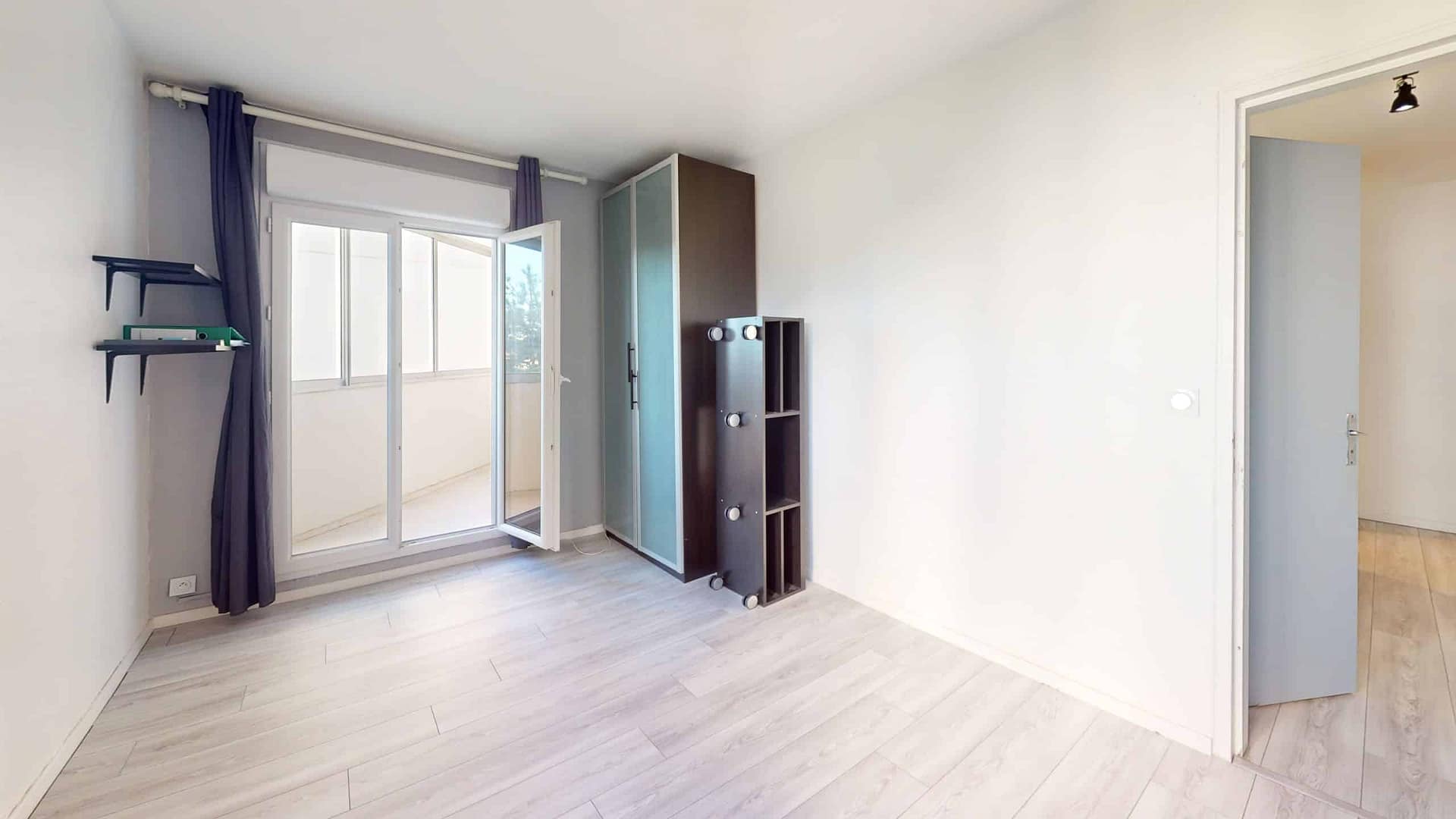 Chambre avant rénovation — Alama