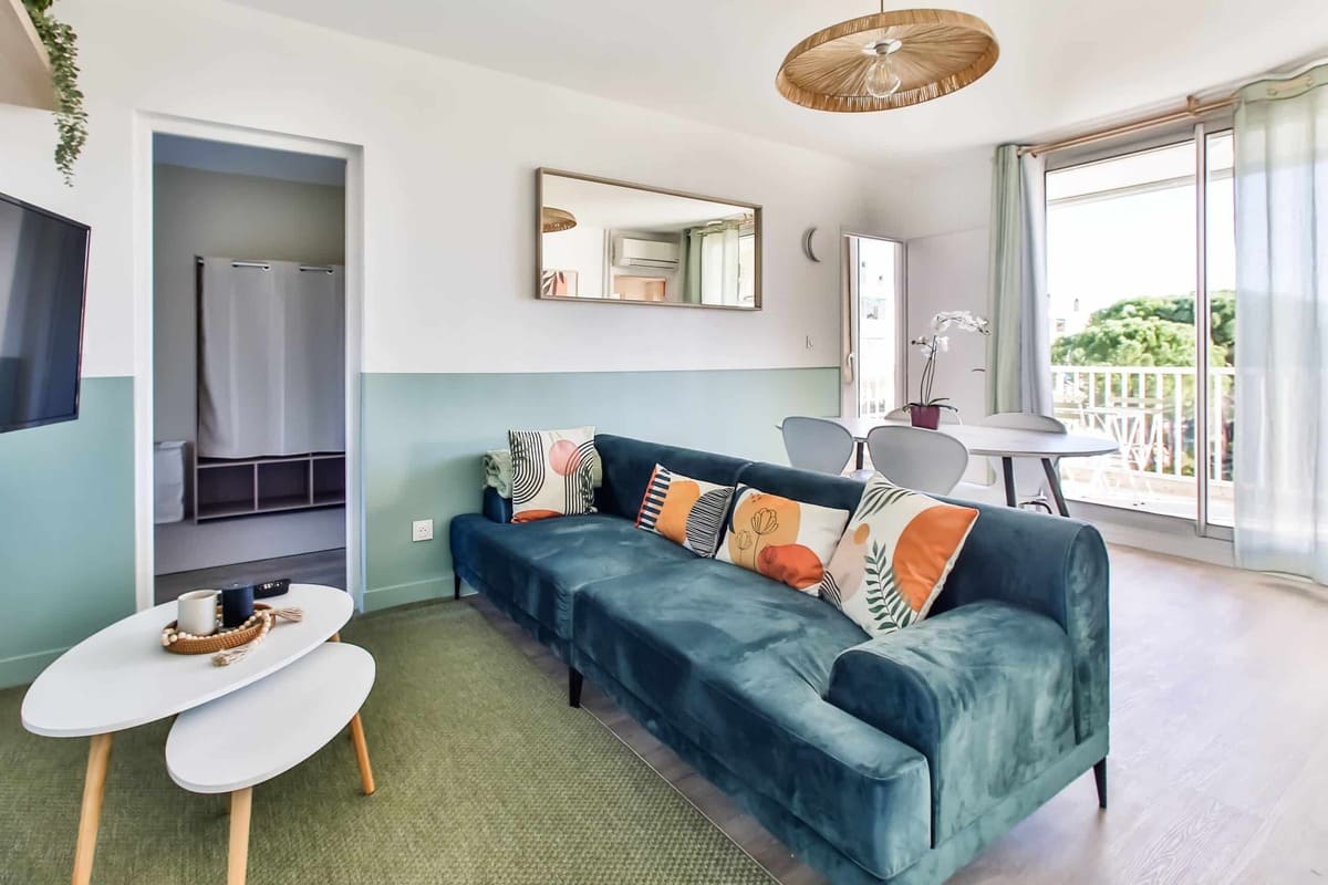 Séjour rénové — appartement Alka, Montpellier