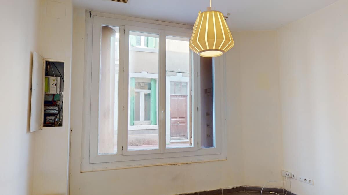 Couloir avant rénovation — Kadia