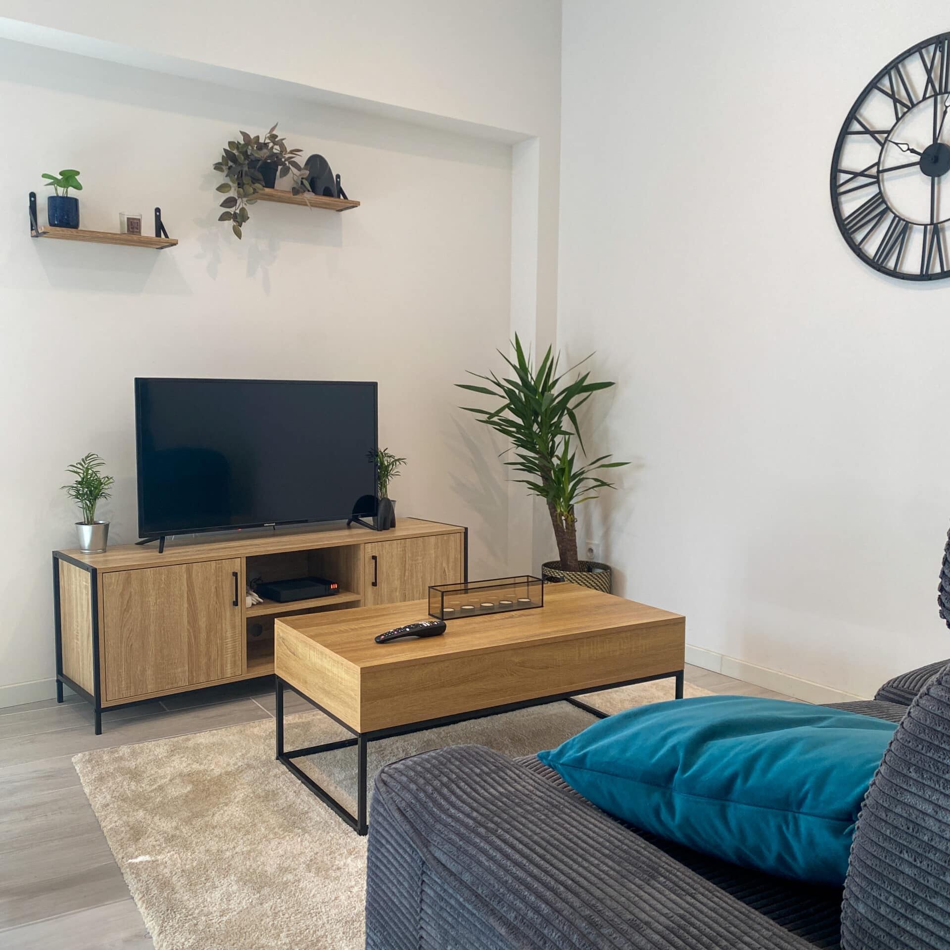 Séjour meublé — studio Tilla, Nîmes
